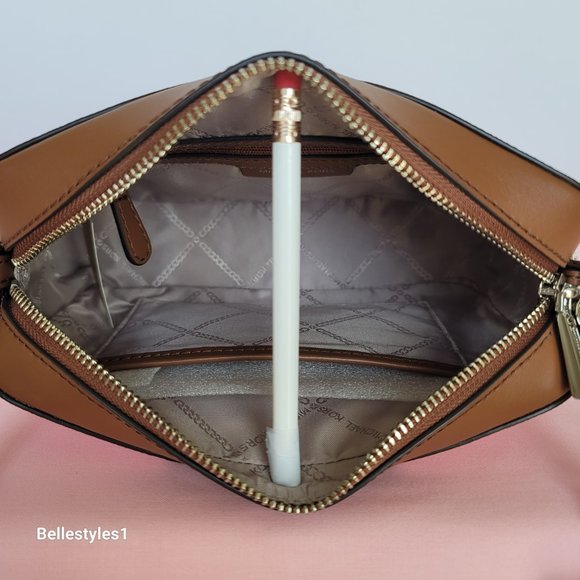 MICHAEL KORS Jet Set Medium Signature Logo Print Camera Bag-Geranium Multi - Picture 14 of 16